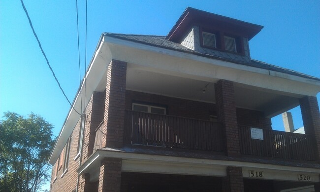 Building Photo - 520 N Horsman St Unit Upper Rental