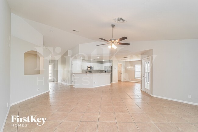 Photo - 2731 SW 2nd Ln