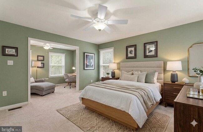 Photo - 5 Sarasota Dr