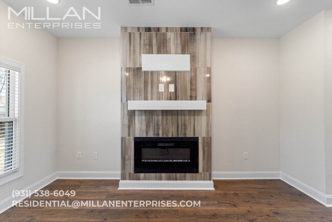 Photo - New Construction Modern Home With Open Floor Plan, Whte Cabintery and Primary Bedroom Suite