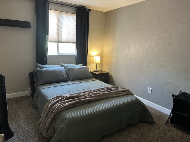 Photo - 950 Northern Way Unit 30