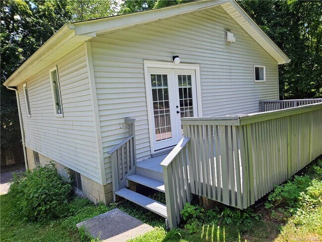 Photo - 64 McEwen St House