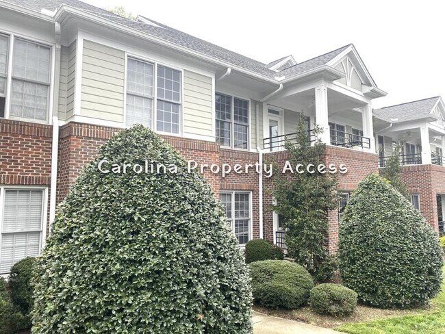 Photo - 524 Aberdeen Dr Unit Apt 203