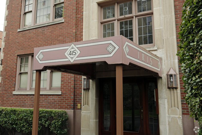 Photo - The Iris Apartments