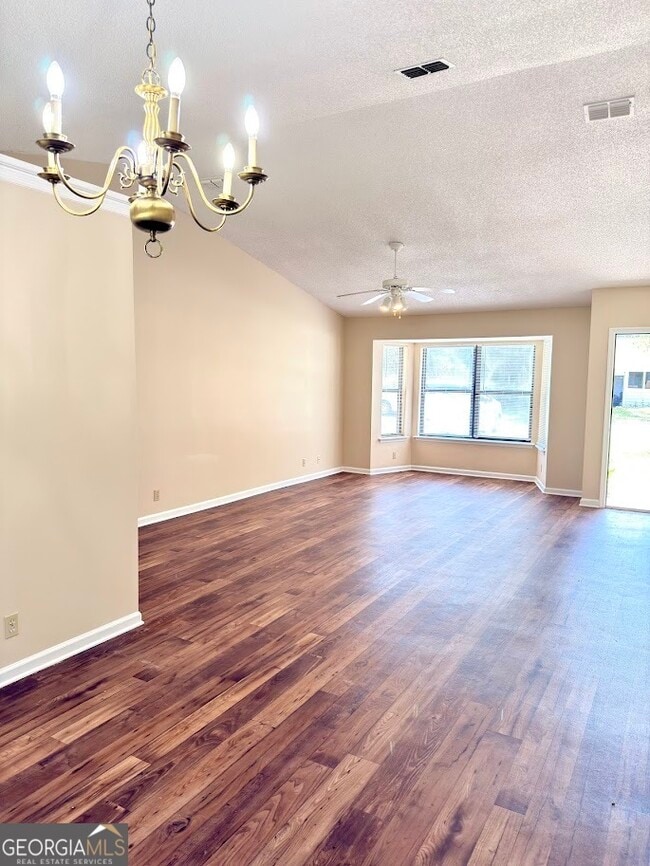 202 Cypress Dr