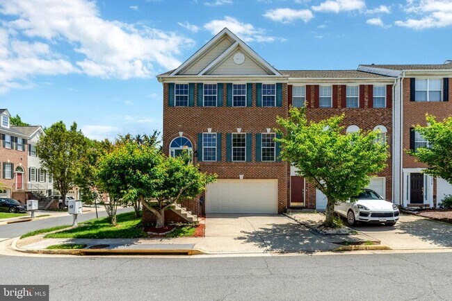 Photo - 5475 Owens Wood Ct Townhome