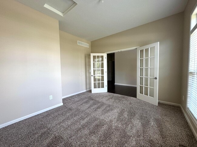 Photo - 1166 Lenox Ct