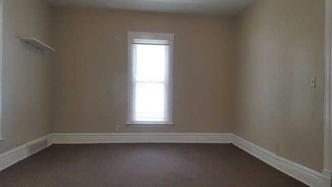 Photo - 2515 Olive St Unit Apt 1