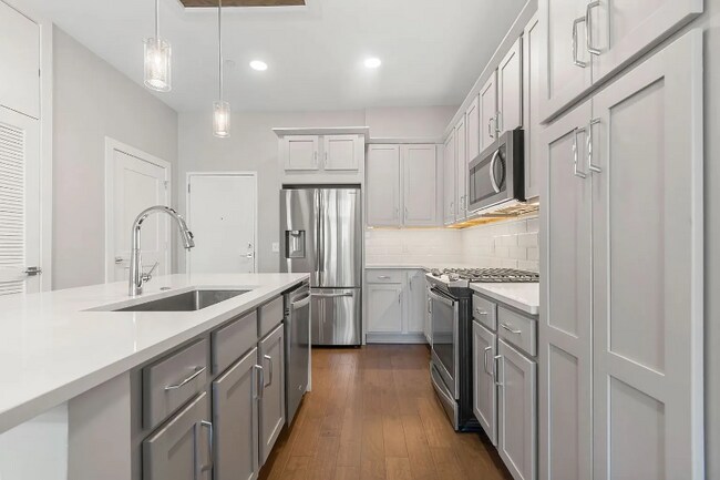 Photo - 2401 Euclid Ave Unit 103