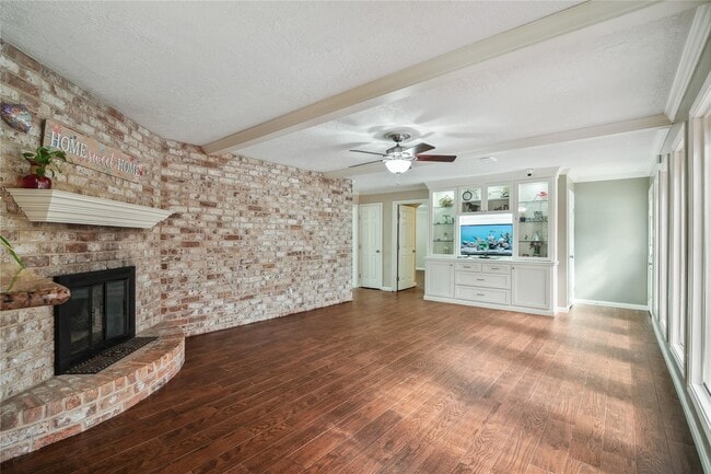 Photo - 10911 Elmdale Dr