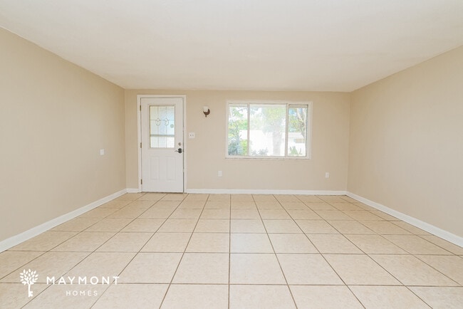 Photo - 7914 Bracken Dr