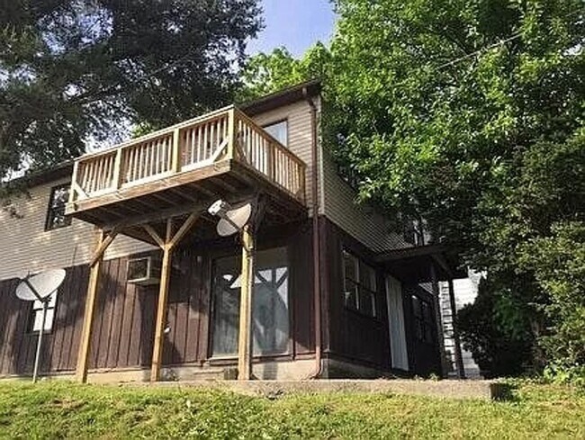 Building Photo - 441/443 Overhill Street Unit 441