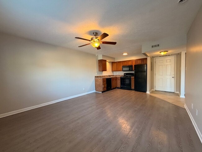 Photo - Parkside Apartments