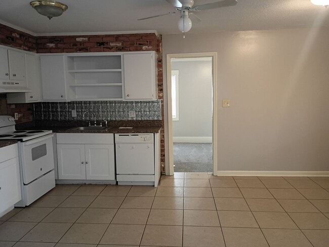 Photo - MOVE IN READY