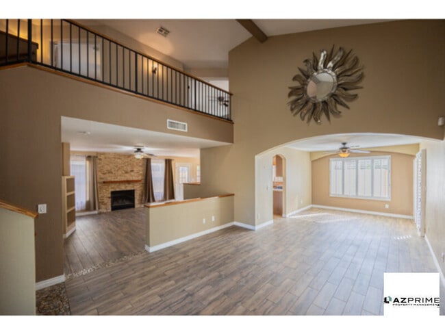 Photo - Experience the Pinnacle of Contemporary living in this Gorgeous Phoenix 4/2.5 House!