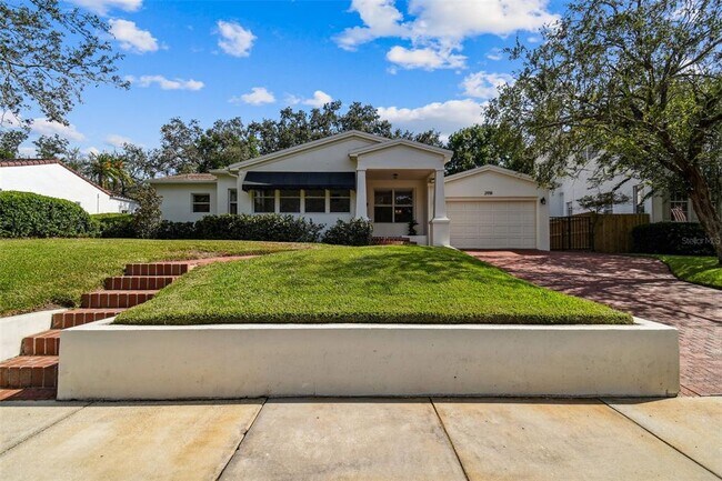 Photo - 2918 W Coachman Ave