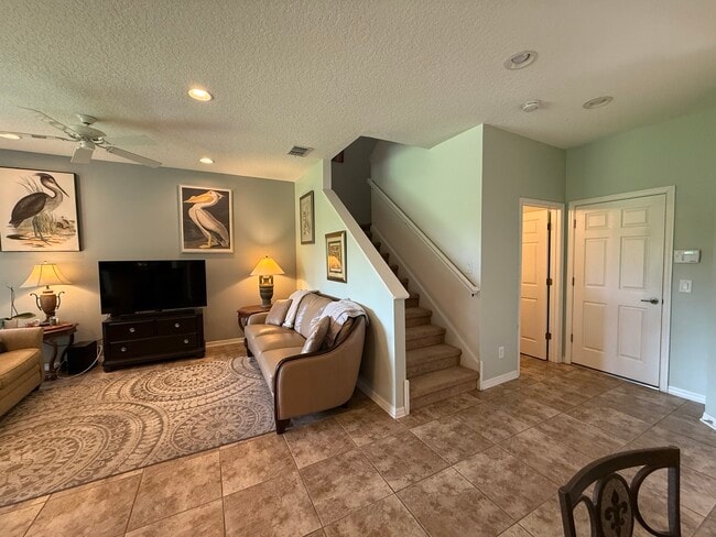 Photo - 8208 Villa Grande Ct
