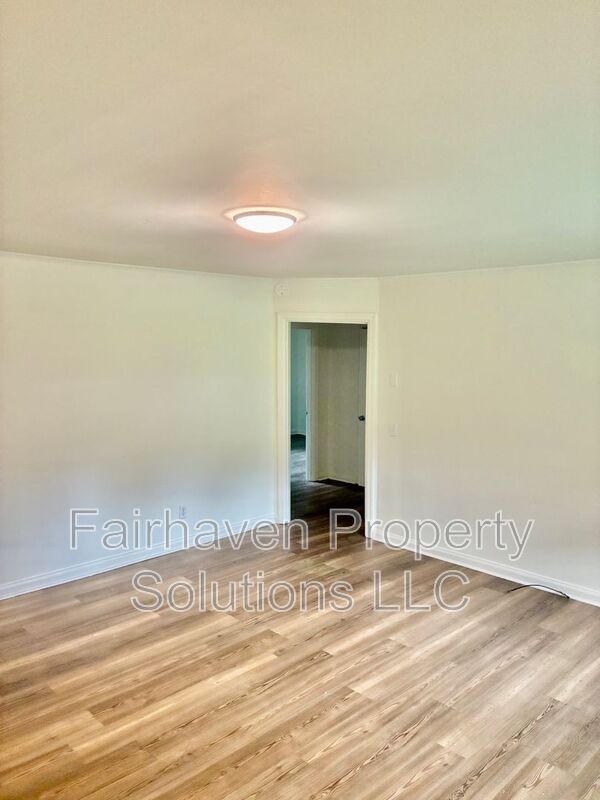 Photo - 109 Signal View St Unit A