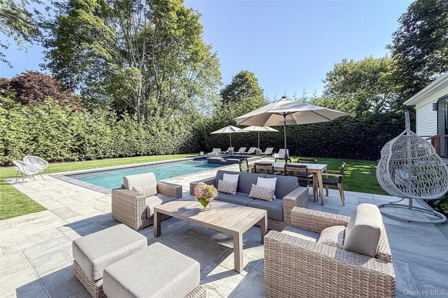 Building Photo - 121 Ponquogue Ave