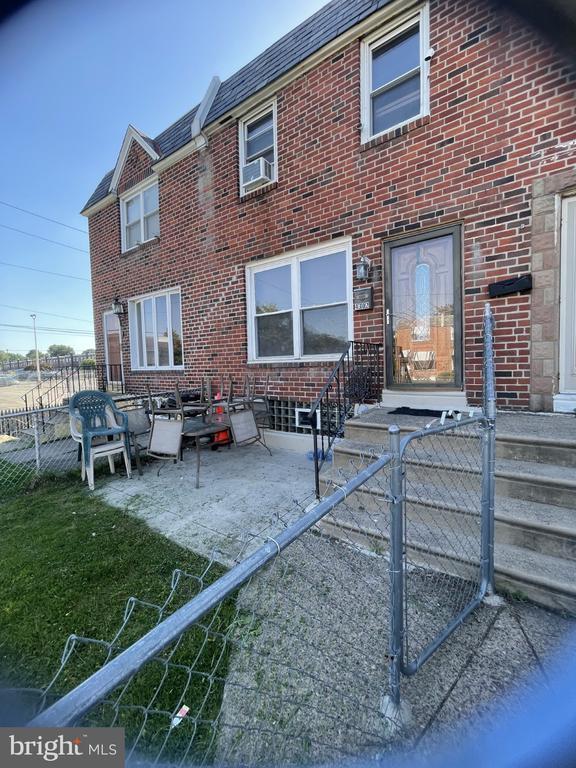 Photo - 4302 Potter St Townhome