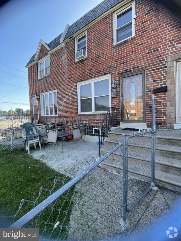 Building Photo - 4302 Potter St Rental
