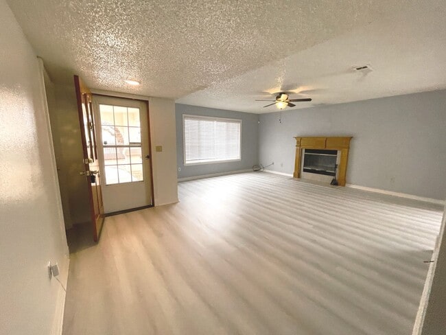 Photo - Perfect Pool House!!