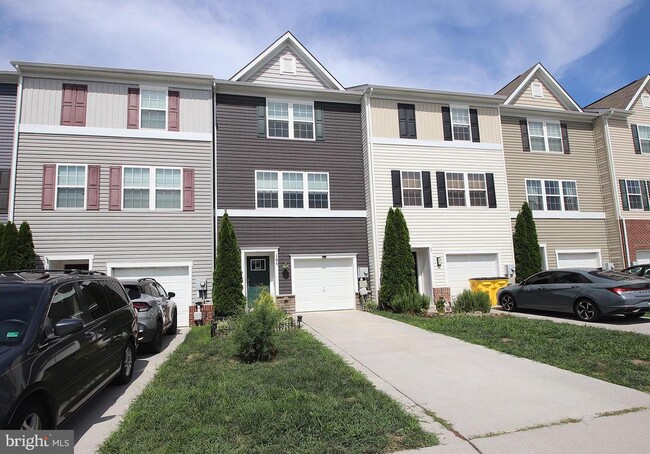 Building Photo - 185 Magellan Dr