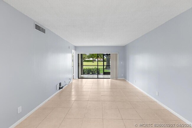 Photo - 12962 Briarlake Dr Unit 103