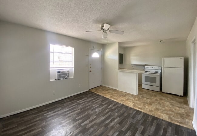 Photo - 473 Lutheran Church Rd Unidad 467