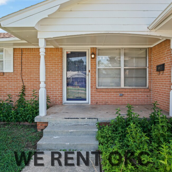 Photo - 1020 SW 65th St