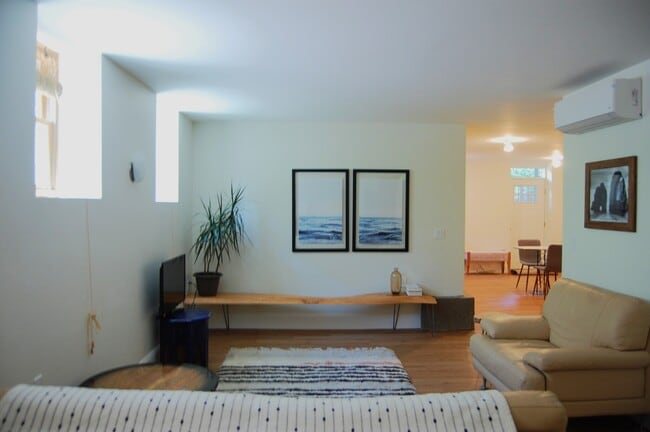 Photo - 77 Norfolk St Unit R