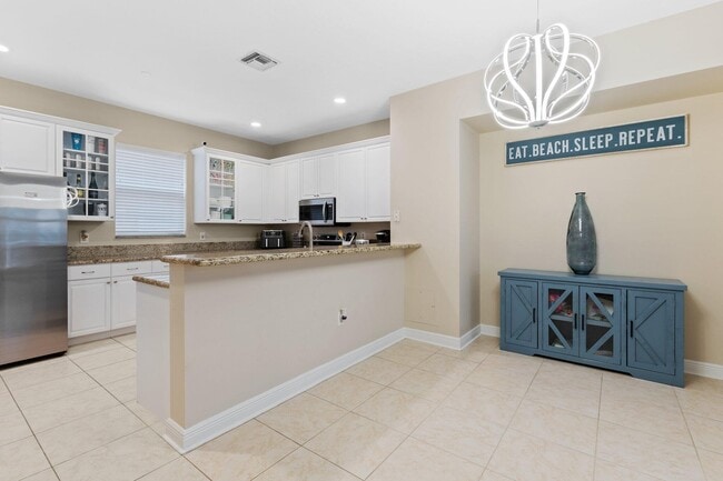 Photo - 1033 NE 17th Way Unit 2003