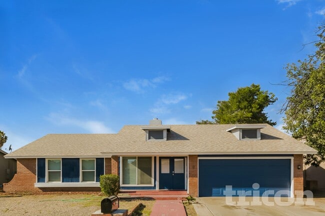 Building Photo - 4832 N 87th Ln