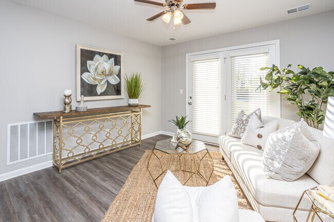 2BR, 2BA - Living Room