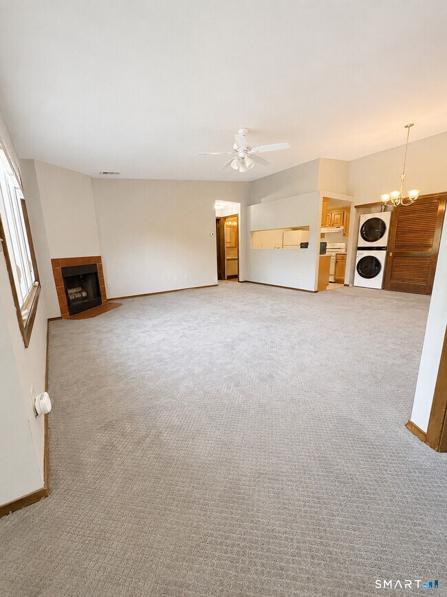 Photo - 80 Little Oak Ln Unit 80