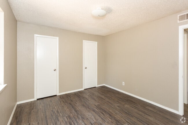 1BR 1BA - 578 SF - Veranda Gardens