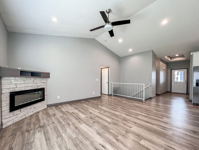 Photo - 1909 NE Little Beaver Dr