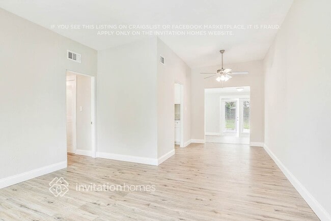 Photo - 6226 Dahlia Dr