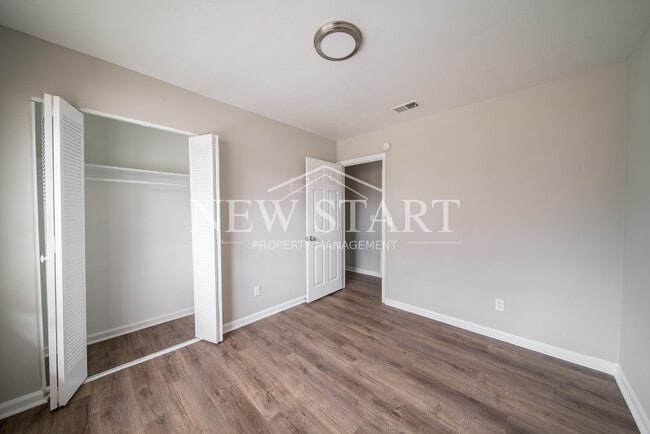 Photo - 1417 Celeste Dr