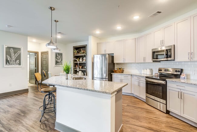 Photo - IMT at the Galleria