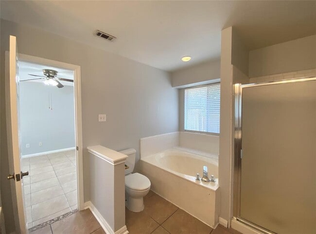 Photo - 2308 Wright Cir