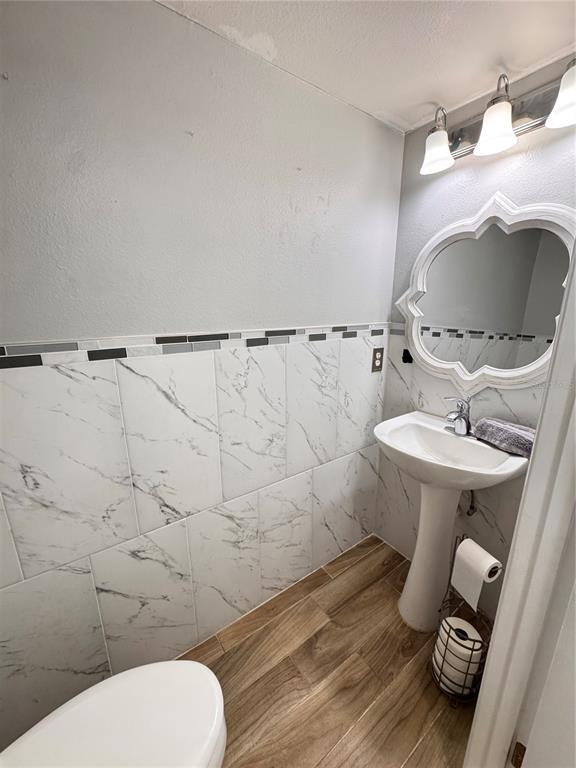 Photo - 2050 Corner Glen Dr