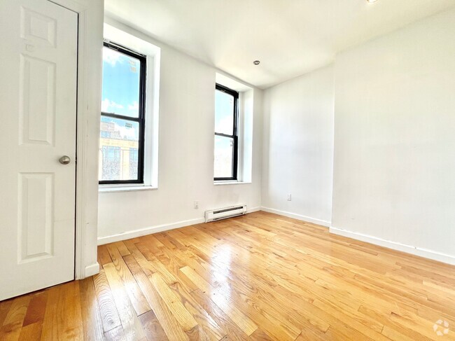Building Photo - 953 Columbus Ave Unit 5N Rental
