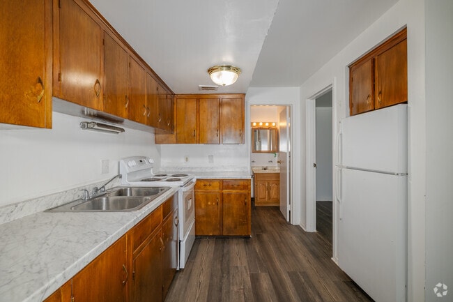 1BD, 1BA - 600SF - Kitchen
