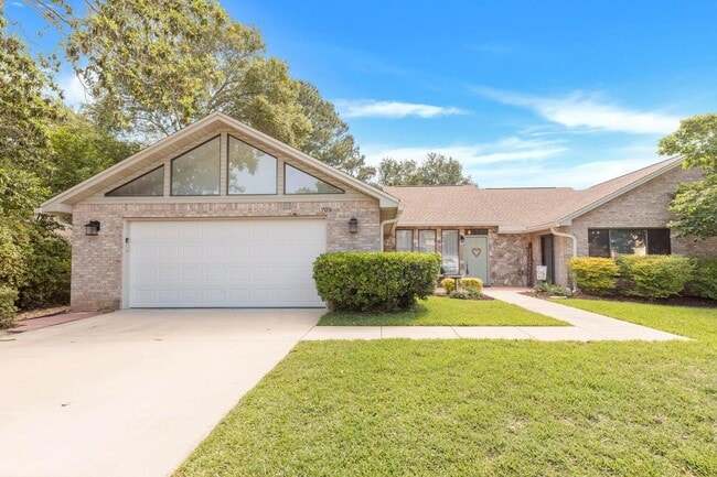 Building Photo - 708 Turnberry Cove S Rental
