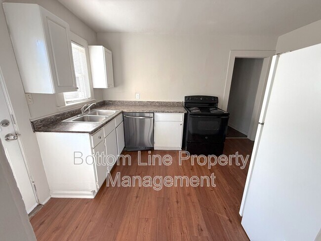 Photo - 233 Orange St