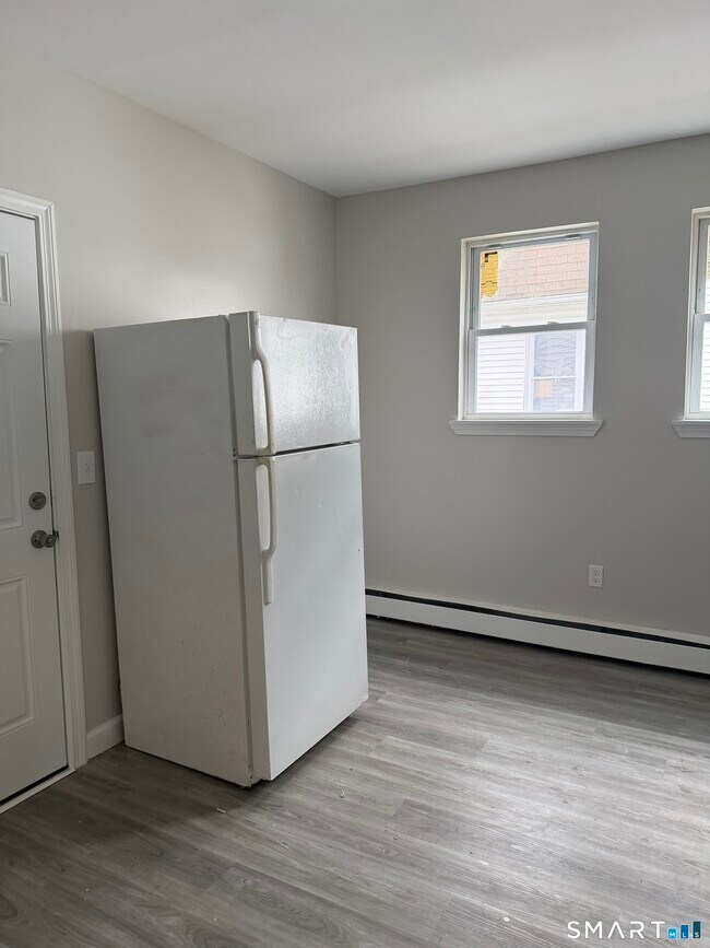 Photo - 162 Martin St Unit 164