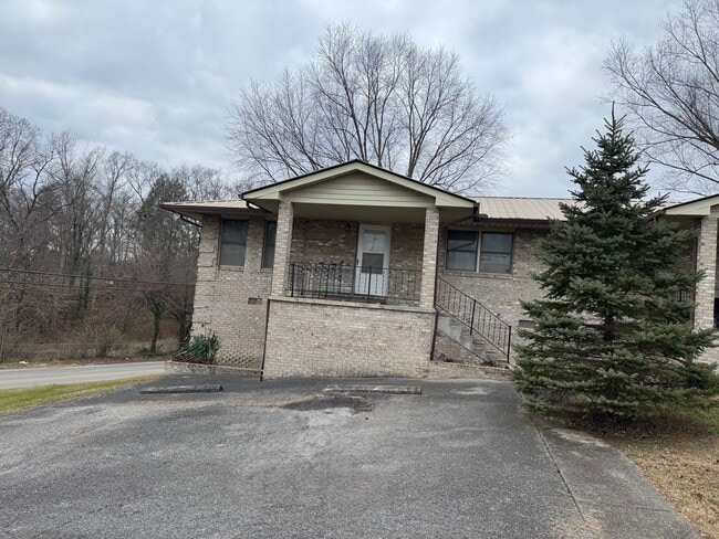 Building Photo - 19 Running Fox Dr