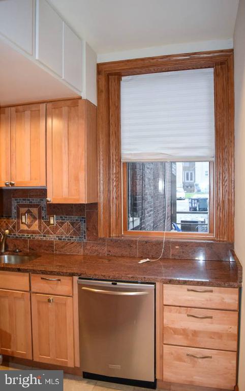 Photo - 39 Bryant St NW