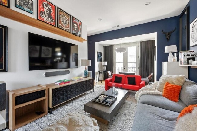 Photo - 691 Fraser St SE Townhome